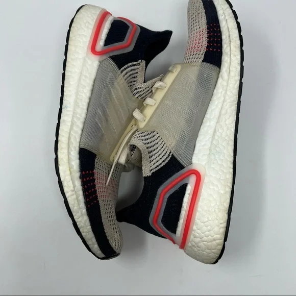 Adidas Ultraboost 19 men size 10
Decode Running Clear Brown / White - Picture 8 of 14